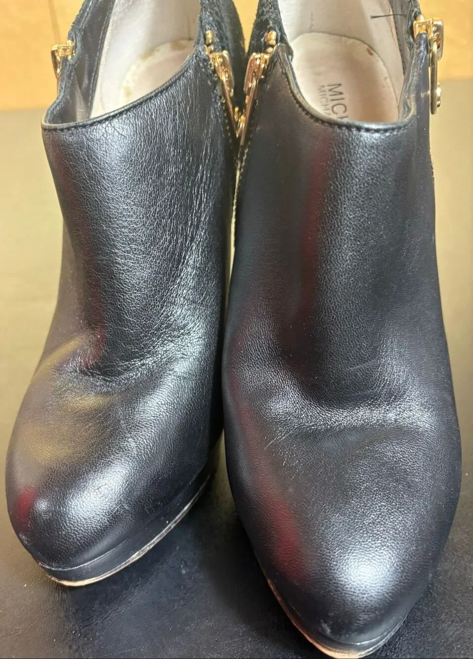 MICHAEL KORS Black Leather Platform High Heel Ankle Booties Size 9.5